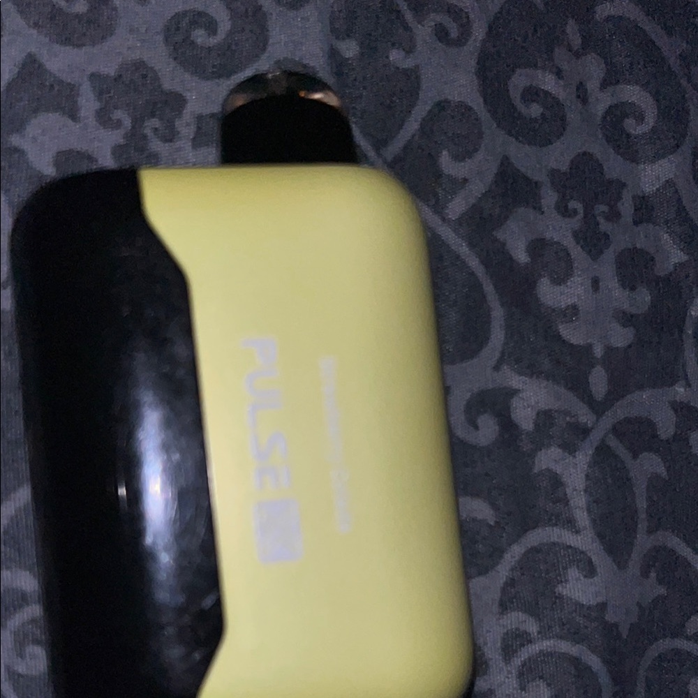 Pulse Yellow and Black Gadget